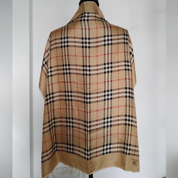 80's/90's Vintage Barberry 100% Silk Scarf - Picture 8 of 10